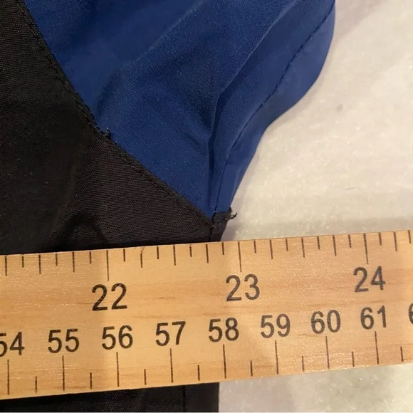 The North Face Summit Series Jacket - Picture 11 of 16